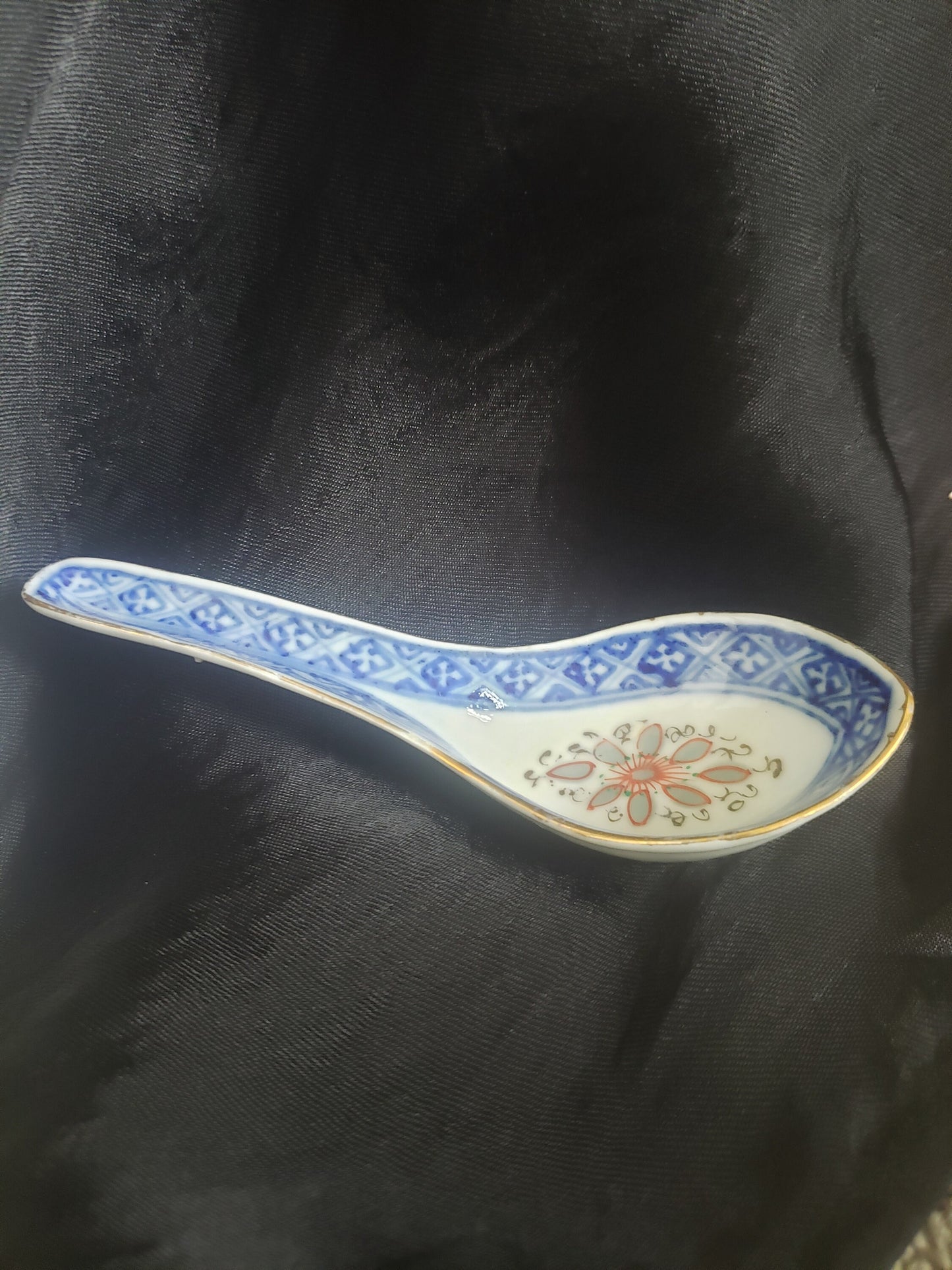 Vintage Chinese Porcelain Rice Spoon with Blue White Flower Rice Grain Pattern